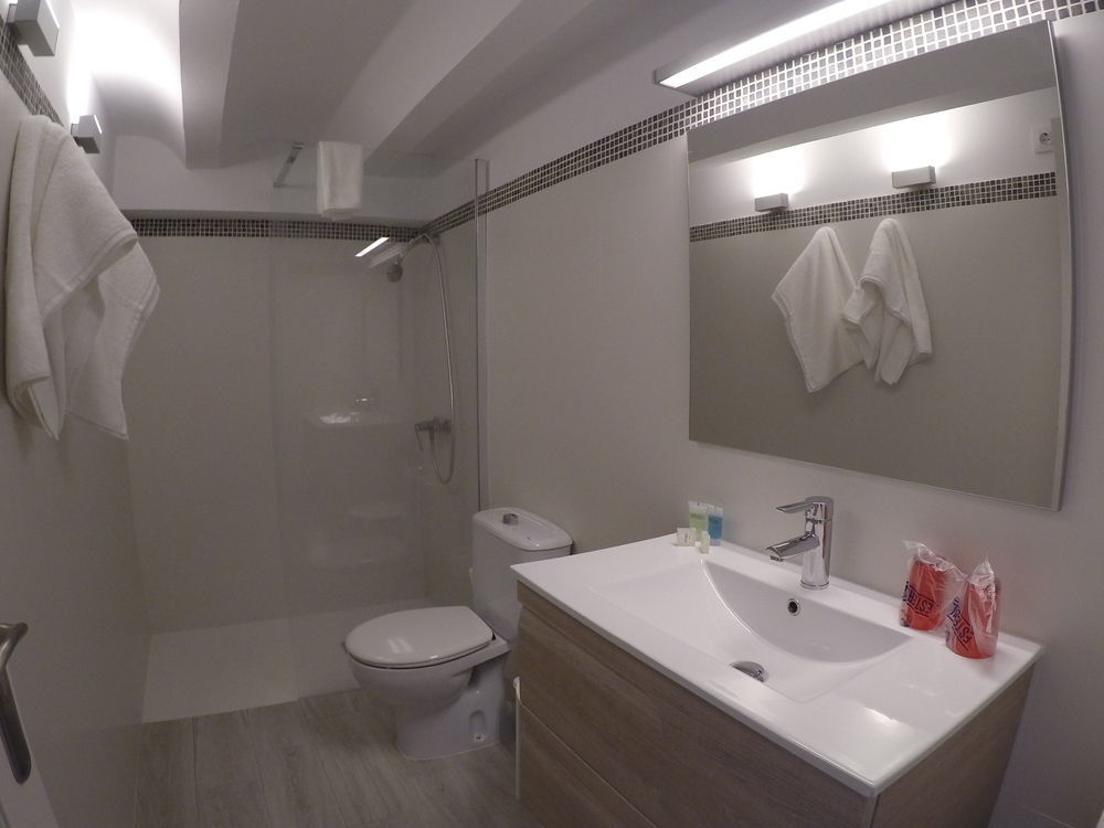 Apartamentos Mr La Racona Santa Llucia Buitenkant foto