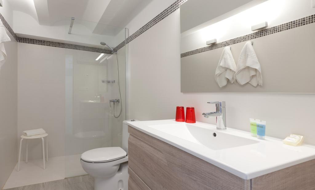 Apartamentos Mr La Racona Santa Llucia Buitenkant foto