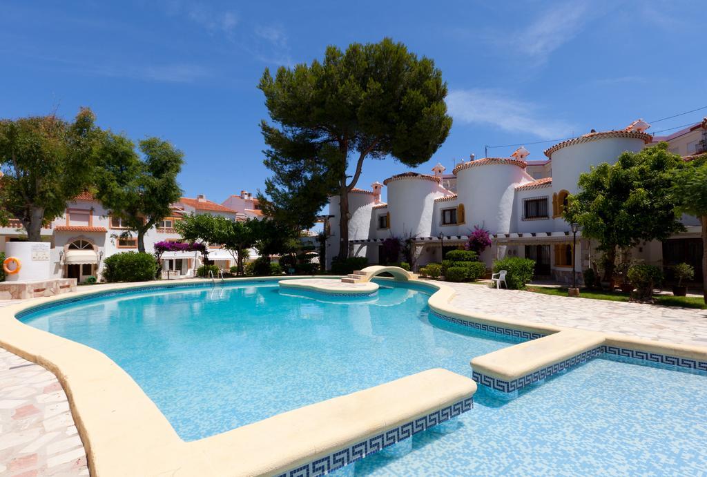 Apartamentos Mr La Racona Santa Llucia Buitenkant foto